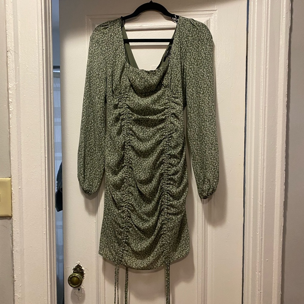 Floral mini dress, long sleeve, Large